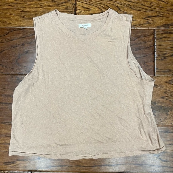 Madewell Raw-Edge Hangout Muscle Tank - Picture 5 of 9